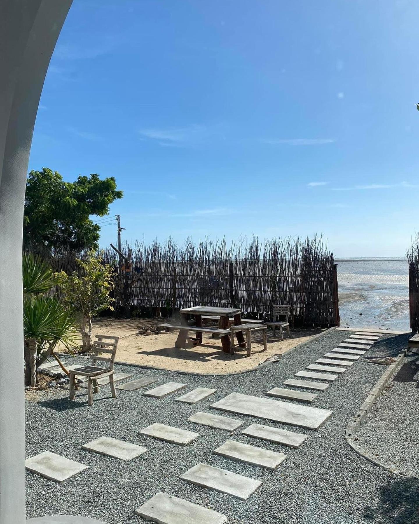 My Hoa Oceanfront Home Ap My Hai Εξωτερικό φωτογραφία